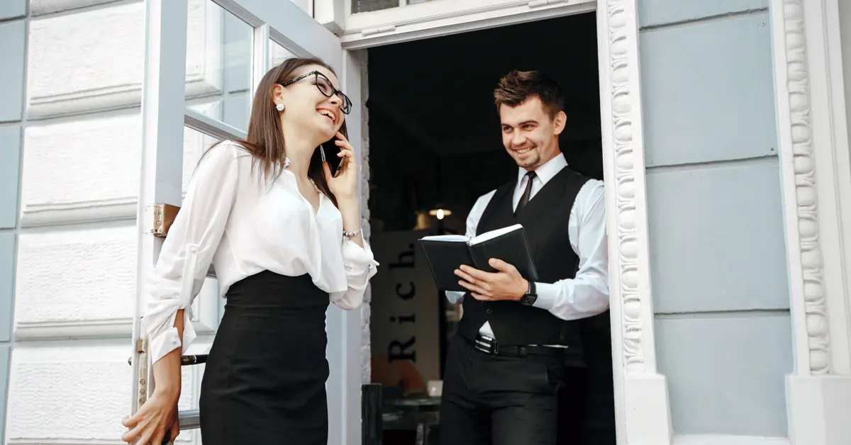 Guest Relations Guide: Build Loyalty & Enhance Hotel Revenue