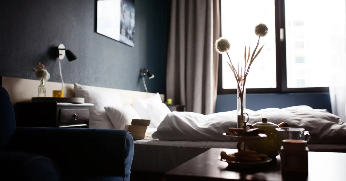 U.S. Hotel Market in July 2026: Falling Hotel Prices, Rising Industry Forecasts
